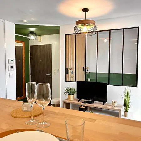 Un Cocon Confort A - Proche Gare & Plages Apartamento *